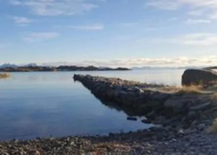 Lofoten- Fjøsen Feriehus *