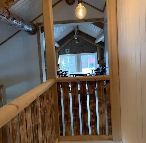 Lofoten- Fjosen Semesterbostad Orsvag
